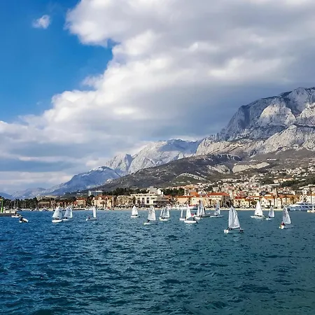 Cozy Home In Makarska Ferienhaus