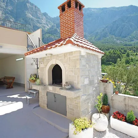 Cozy Home In Makarska Ferienhaus *