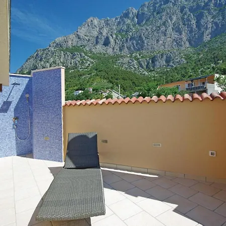 Vikendica Cozy Home In Makarska With Kitchen *