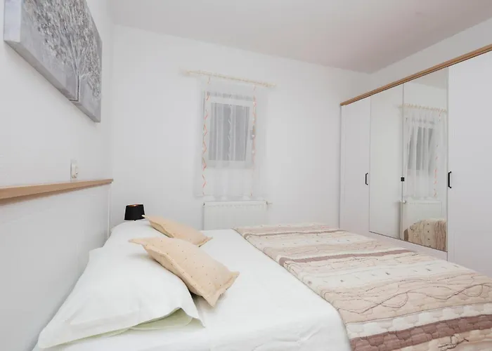 度假居 Cozy In With Kitchen 马卡尔斯卡