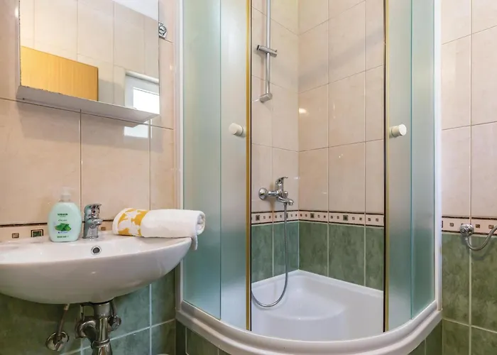 Cozy In With Kitchen 度假居